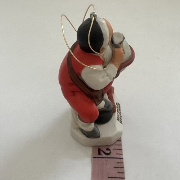 1980‎ Norman Rockwell Porcelain Santa Christmas Ornament Olde World Traditional - Picture 7 of 9
